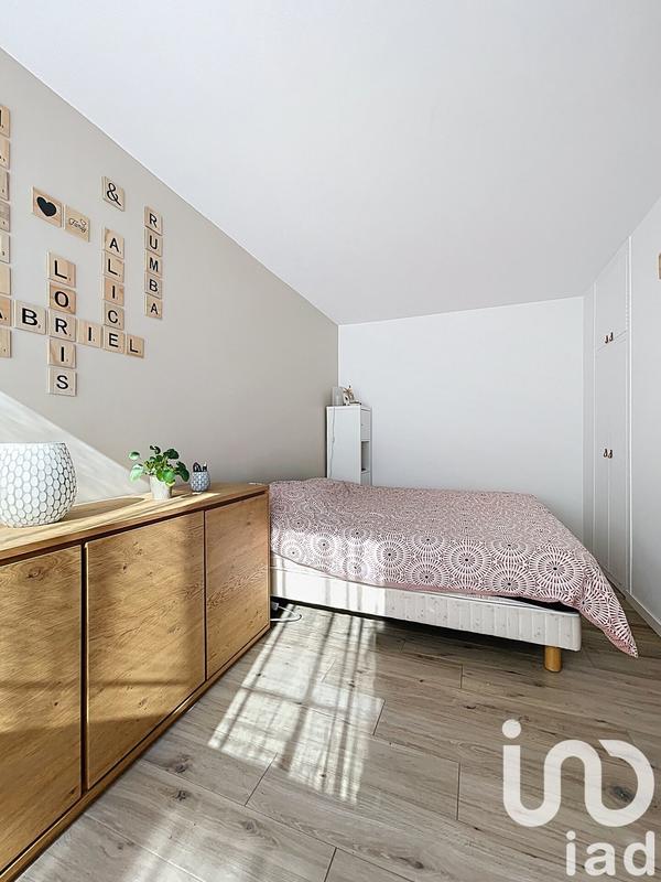 Appartement - 96 m² - 5 pièces