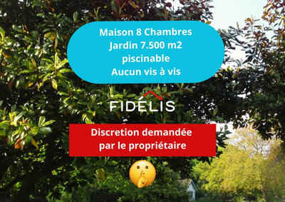 Maison - 300 m² - 10 pièces