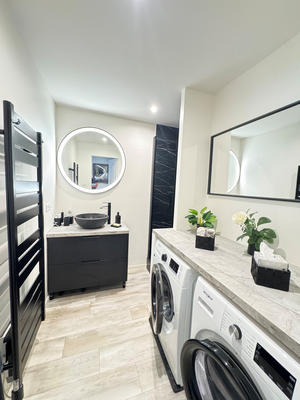 Appartement - 92 m² - 5 pièces