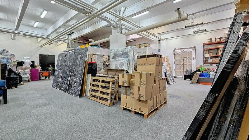 Local commercial - 268 m² - 3 pièces