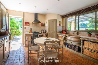 Maison - 206 m² - 9 pièces