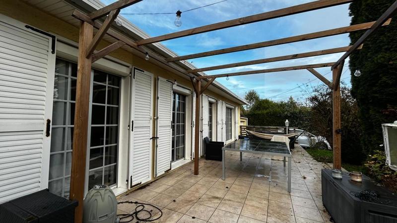 Maison - 94 m² - 4 pièces