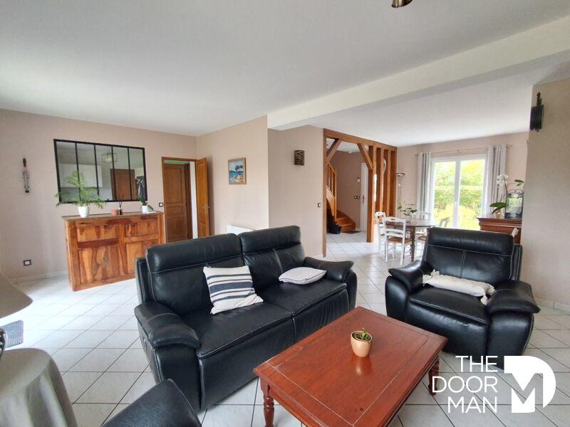 Maison - 140 m² - 6 pièces