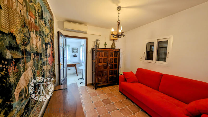 Villa - 184 m² - 6 pièces