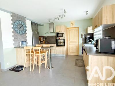 Maison - 133 m² - 6 pièces