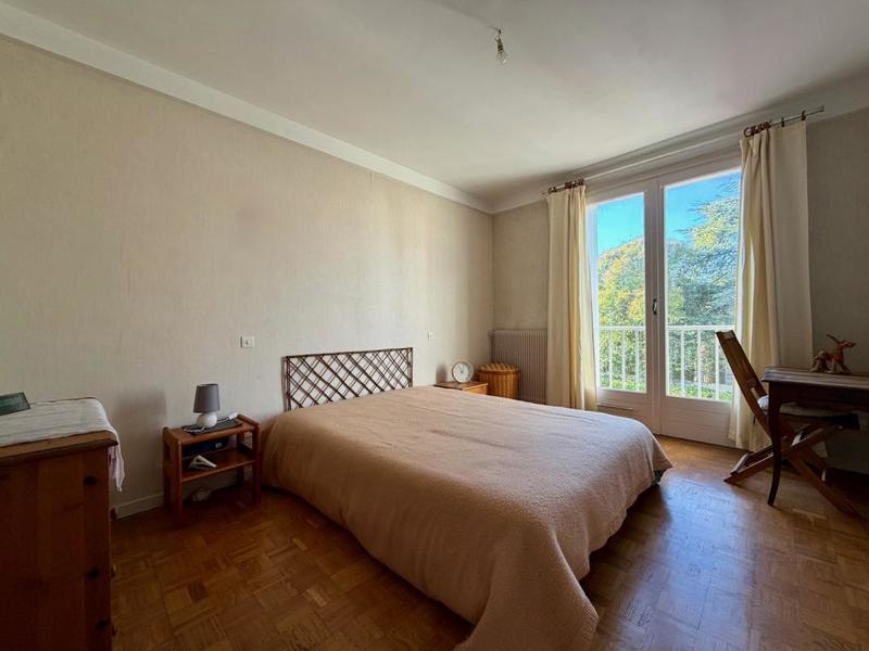 Appartement - 80 m² - 3 pièces