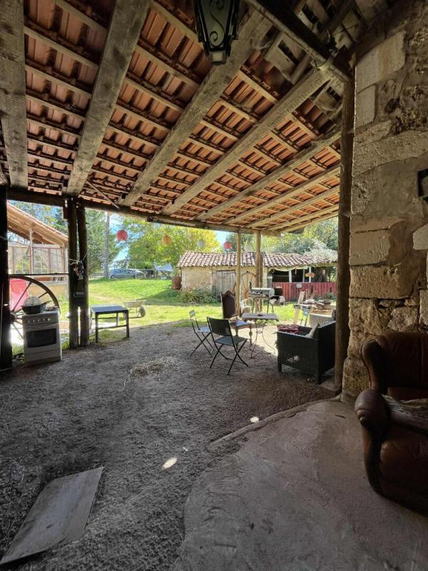 Propriété - 106 m² - 4 pièces