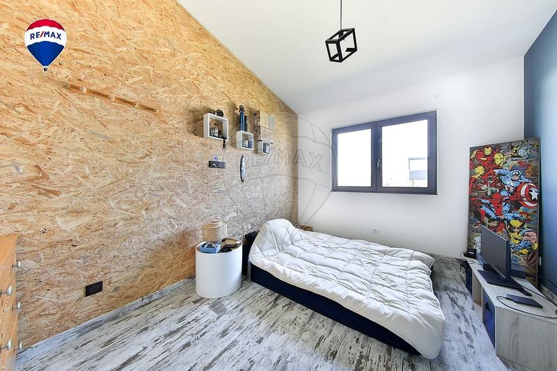 Maison - 139 m² - 5 pièces