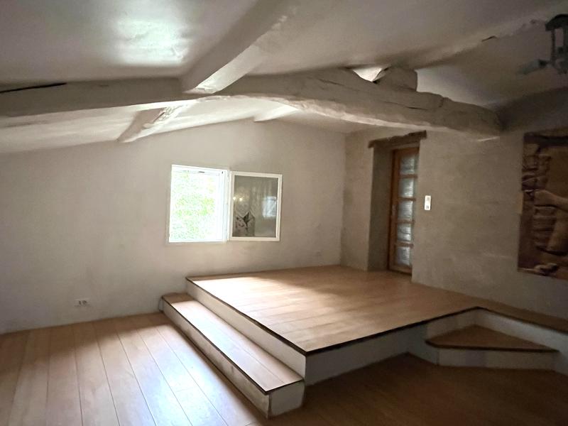 Maison en pierre - 130 m² - 4 pièces