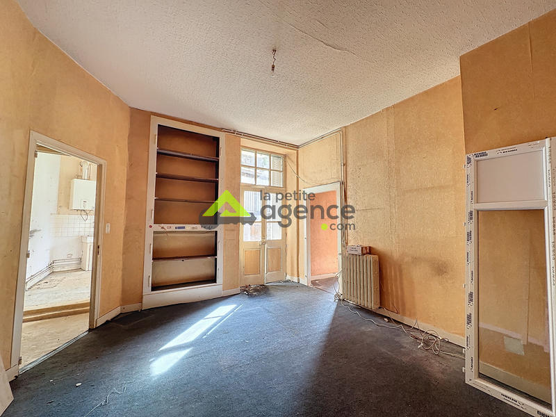 Immeuble - 273 m² - 14 pièces