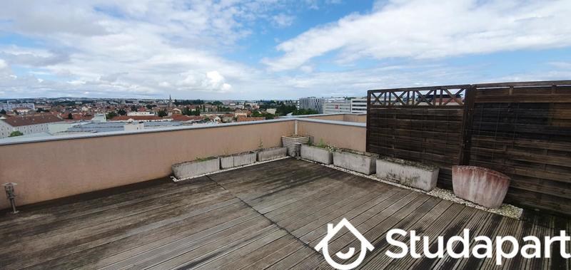 Chambre - 12 m² - 1 pièce