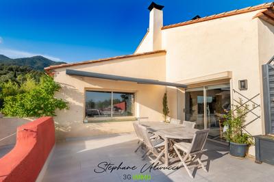 Maison d'architecte - 263 m² - 9 pièces