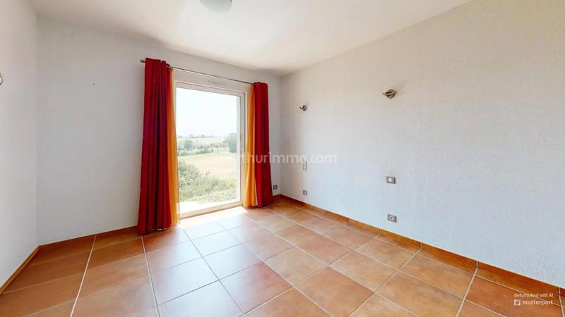 Maison - 215 m² - 5 pièces