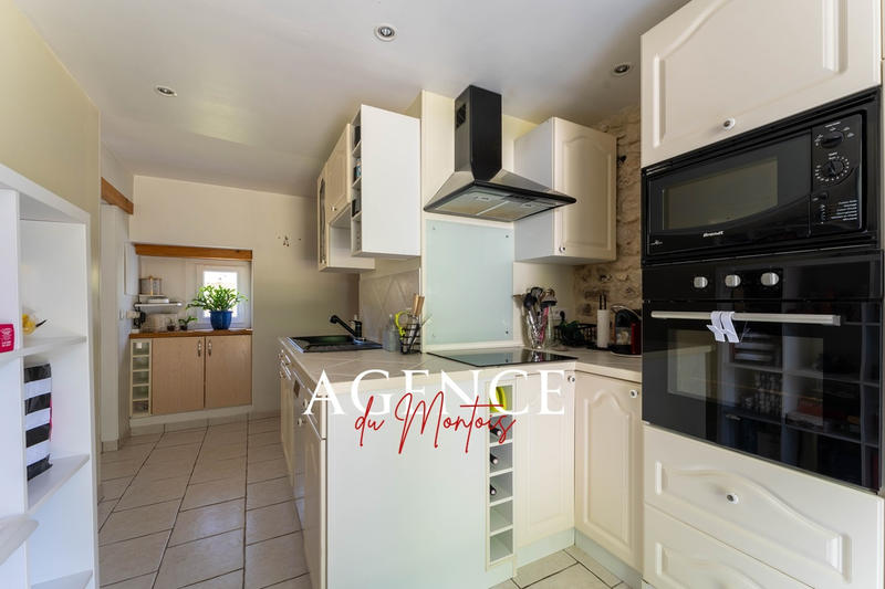 Maison - 139 m² - 5 pièces