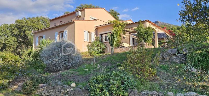 Villa - 157 m² - 5 pièces