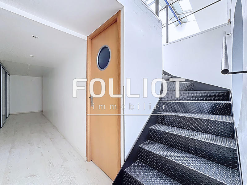 Appartement - 200 m² - 6 pièces