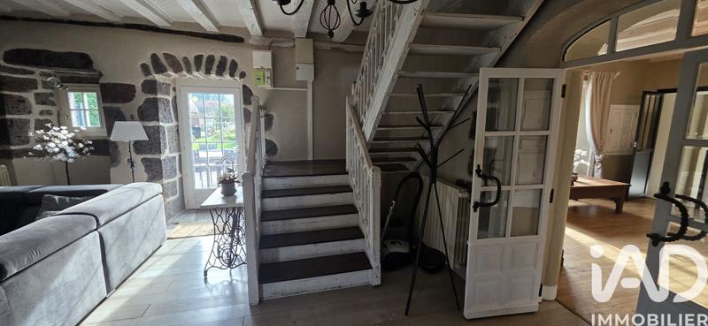 Maison - 140 m² - 6 pièces