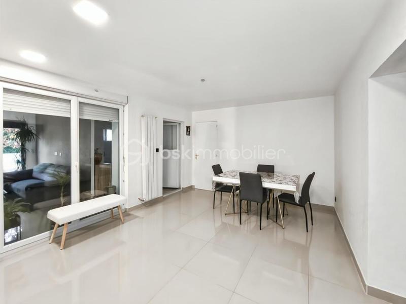 Maison - 156 m² - 6 pièces