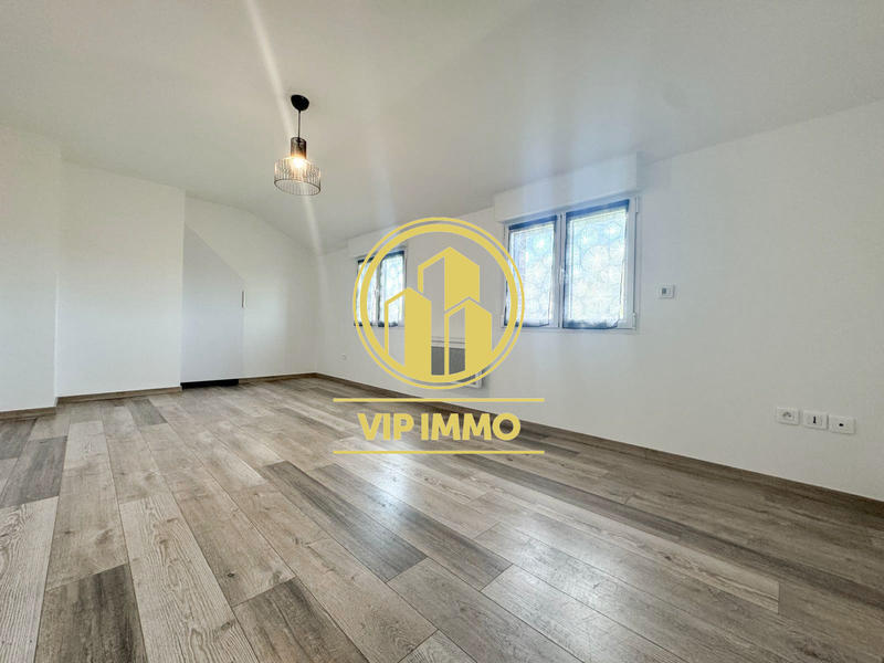 Maison - 180 m² - 5 pièces