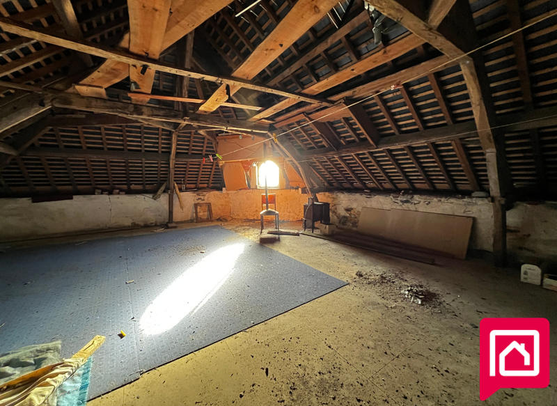 Maison - 196 m² - 8 pièces