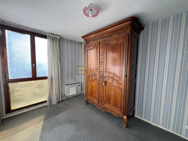 Appartement - 94 m² - 4 pièces