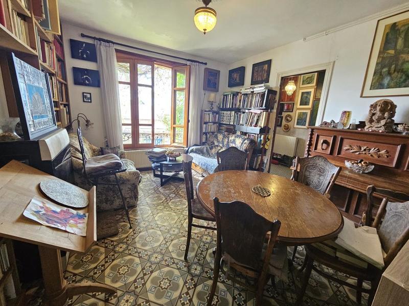 Maison - 84 m² - 5 pièces