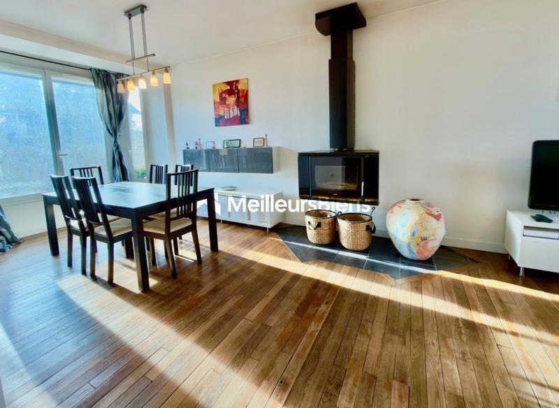 Maison - 109 m² - 4 pièces