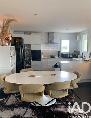 Appartement - 94 m² - 4 pièces