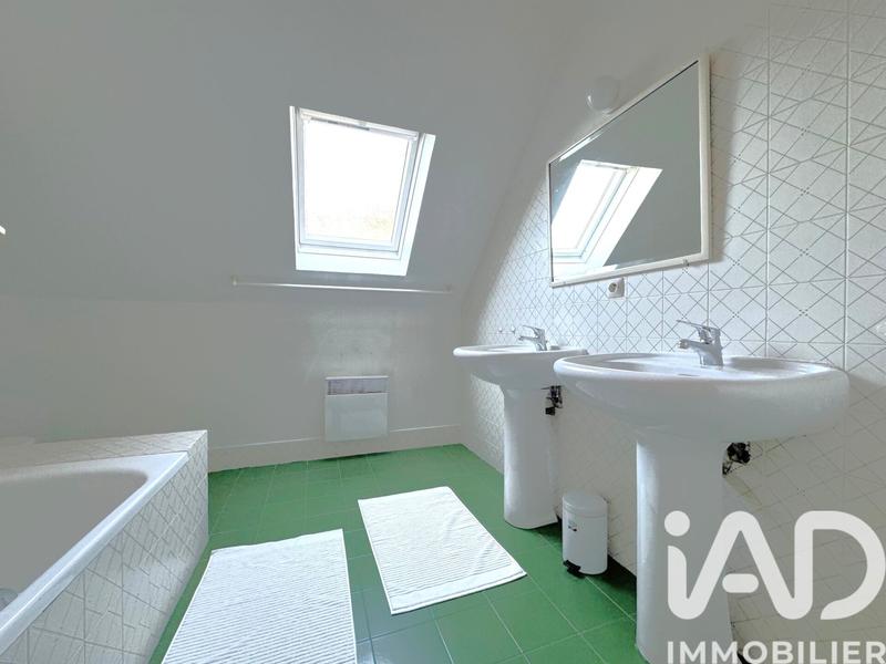 Maison - 158 m² - 7 pièces