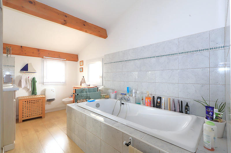 Maison - 159 m² - 6 pièces