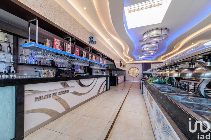 Local commercial - 839 m²