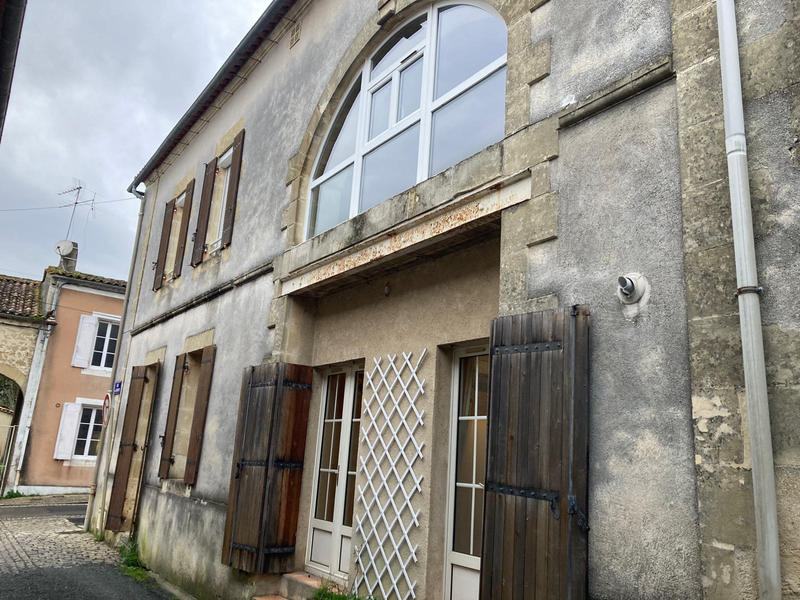 Maison de village - 185 m² - 7 pièces