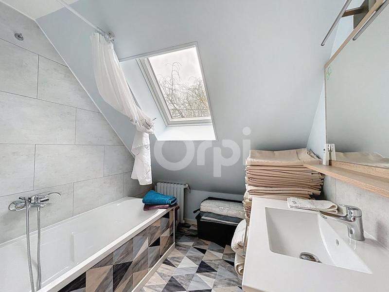 Maison - 88 m² - 5 pièces