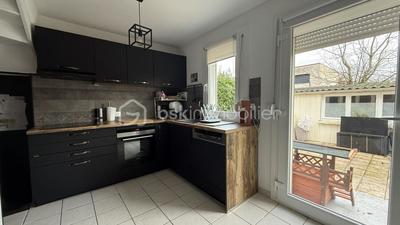 Maison - 86 m² - 5 pièces