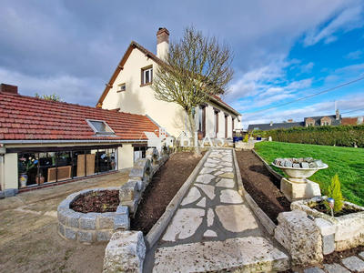 Maison ancienne - 151 m² - 7 pièces