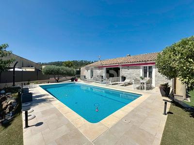 Maison - 120 m² - 4 pièces