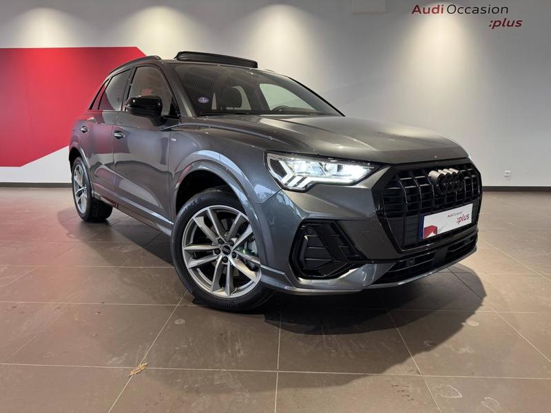 Audi Q3 45 TFSIe 245 ch s tronic 6 s line