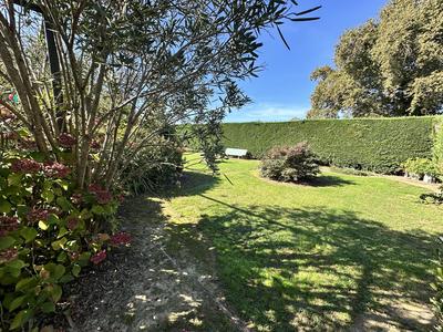 Maison traditionnelle - 103 m² - 5 pièces