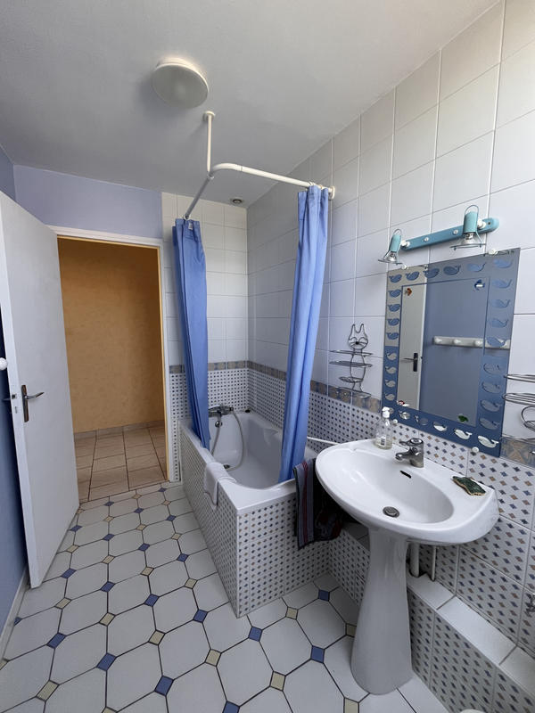 Maison - 144 m² - 7 pièces