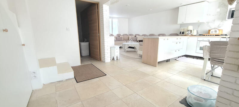 Maison - 95 m² - 4 pièces