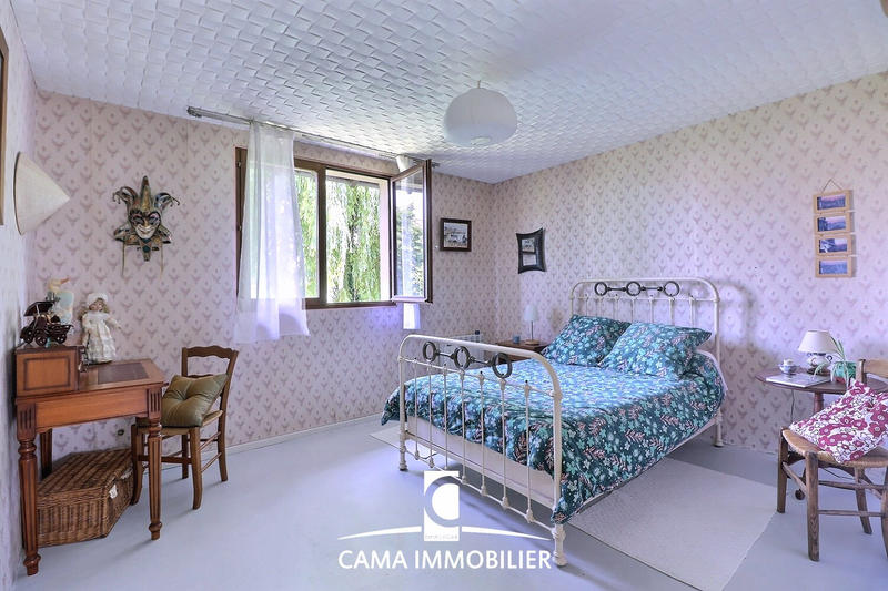 Maison - 170 m² - 7 pièces