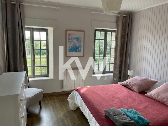 Maison - 220 m² - 7 pièces