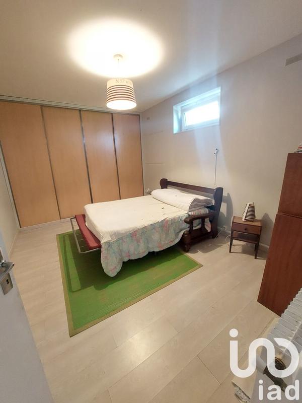 Maison - 180 m² - 8 pièces