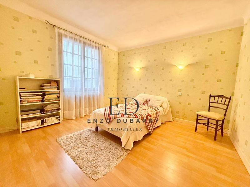 Maison - 131 m² - 5 pièces