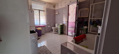 Maison - 174 m² - 9 pièces