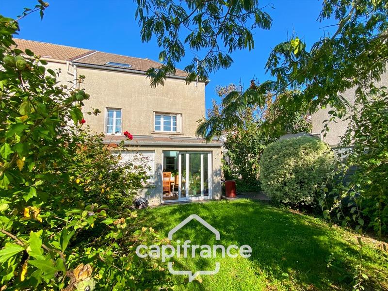 Maison - 357 m² - 11 pièces