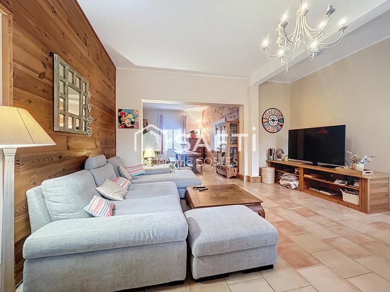 Maison - 345 m² - 10 pièces