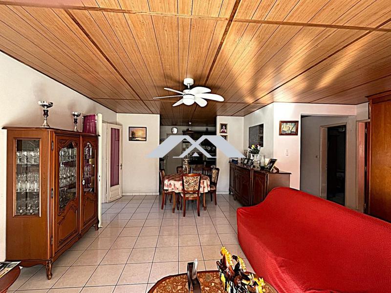 Maison - 122 m² - 4 pièces