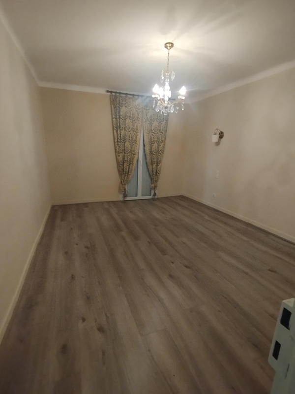 Appartement - 83 m² - 3 pièces
