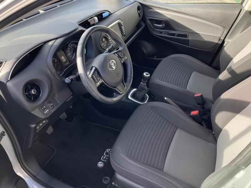 Toyota Yaris 1.5 Vvt-I 110 Ch Design - Garantie 03/2029